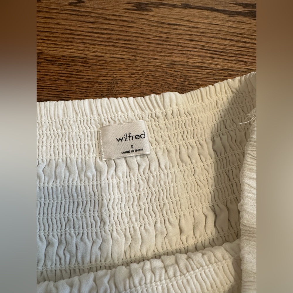 Aritzia Wilfred Strapless Smocked Dress - Picture 4 of 12